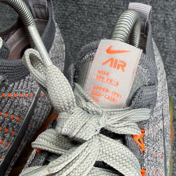 Nike Air VaporMax Flyknit‎ 3 Running Shoes Men\'s 8.5 Atmosphere Grey Orange Run main image 9